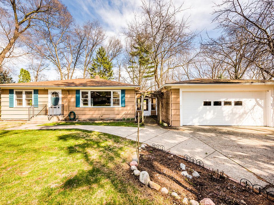 1st image of 102 Higman Park Hl