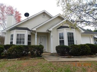 5 Spring Chapel Ct, Greensboro, NC 27455