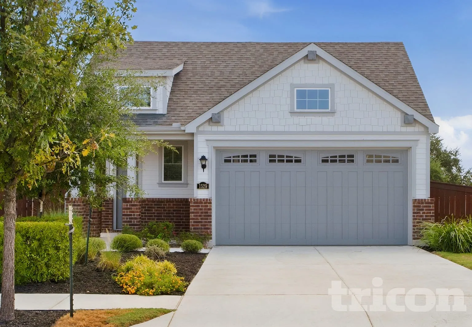 1529 Mexican Heather Drive Leander TX — Photo 1