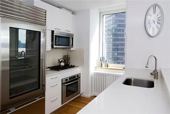 Rented by Living New York | media 5