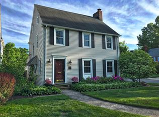 2332 Charney Rd, University Heights, OH 44118