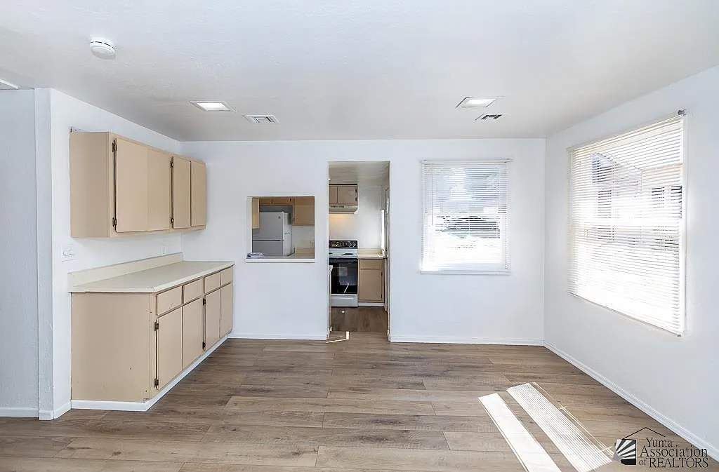 1 bed, 1.0 bath, 576 sqft, $795 — Photo 4