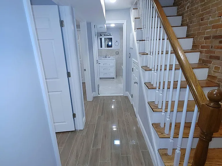 49 Clifford St #1 — Photo 7