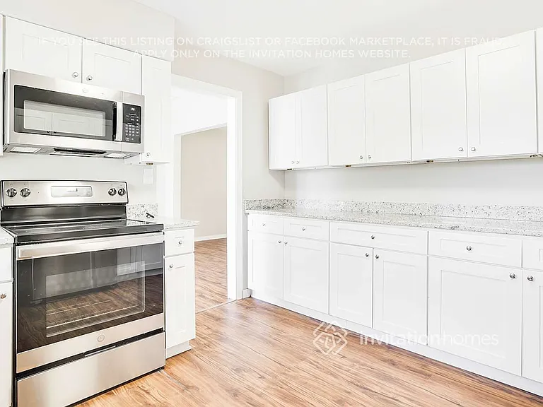 1115 N Powers Dr — Photo 7