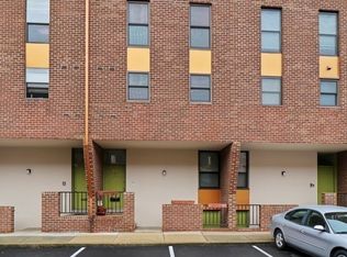 54 Hamilton Cir, Philadelphia, PA 19130