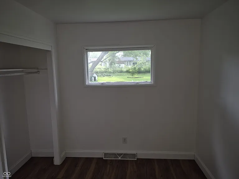 2725 Kristen Dr W — Photo 13