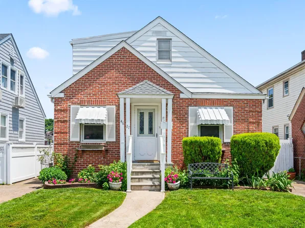 46-27 195th Street, Flushing, NY 11358