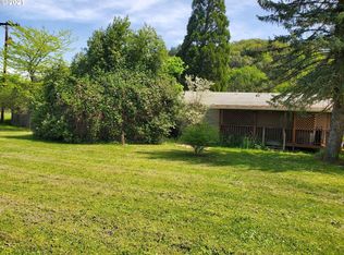 132 S Old Pacific Hwy, Myrtle Creek, OR 97457