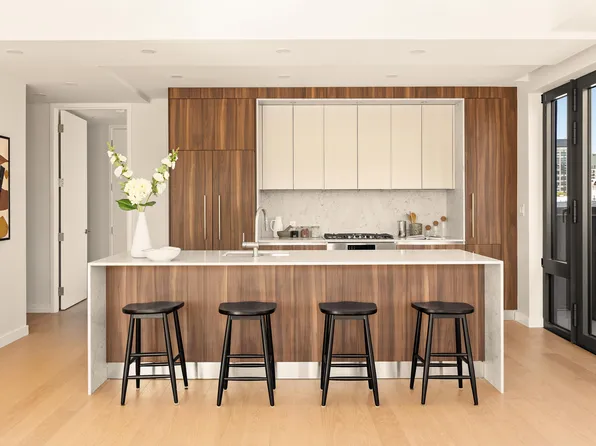 630 Grand Avenue image 5 of 17