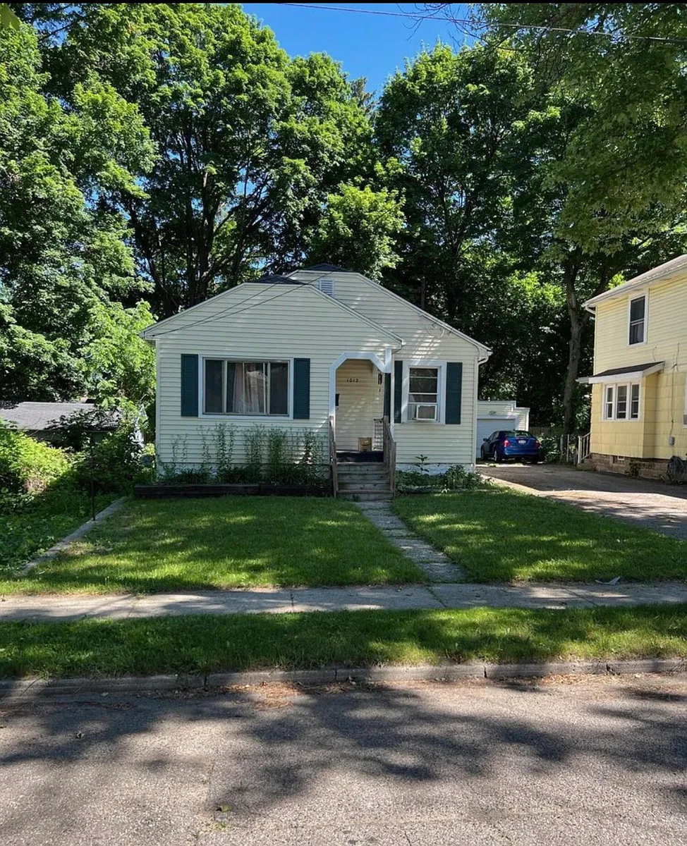 Building Photo - 1012 Greenwood Ave
