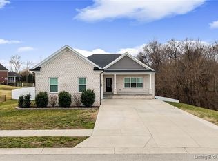 8002 Shady View Drive, Charlestown, IN