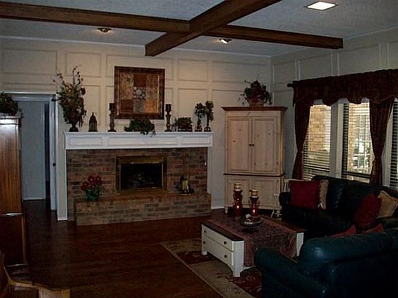 2nd image of 2204 Chamberlain Dr