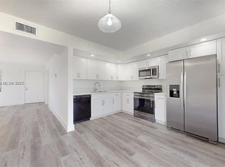 8420 SW 133rd Avenue Rd APT 212, Miami, FL 33183