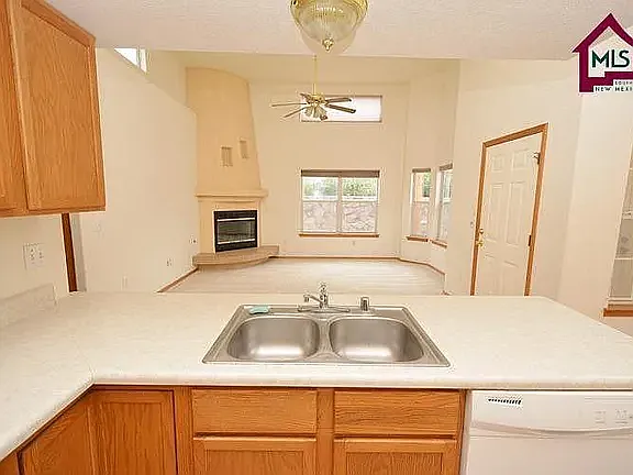 2139 Stone Pine Dr — Photo 9