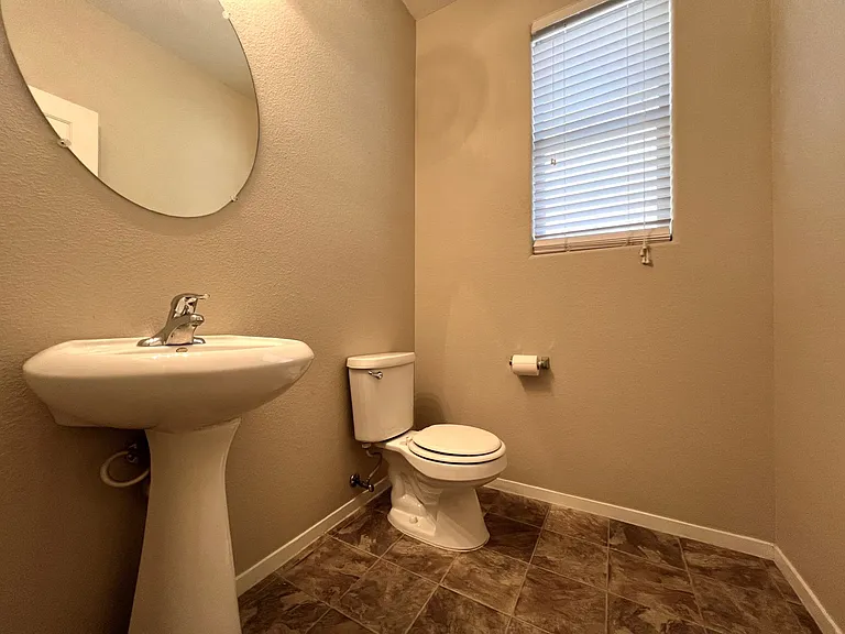 8744 Salvestrin Point Ave — Photo 12