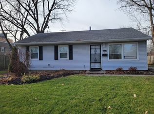 1205 Garden Hills Dr, Champaign, IL