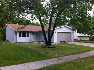 1805 Hartley St, Lincoln, NE 68521