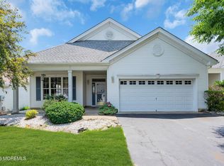 6 Greensprings Drive, Lakewood, NJ 08701