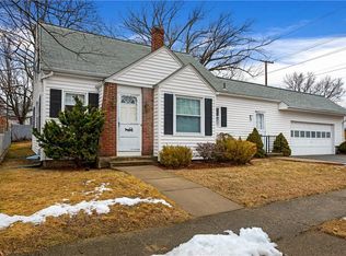 52 Riverview Ave, Pawtucket, RI 02860