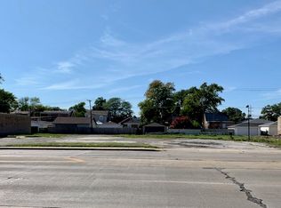 9118 S Kedzie Ave, Evergreen Park, IL 60805