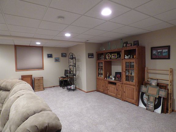 2nd image of 3012 Country Club Pkwy