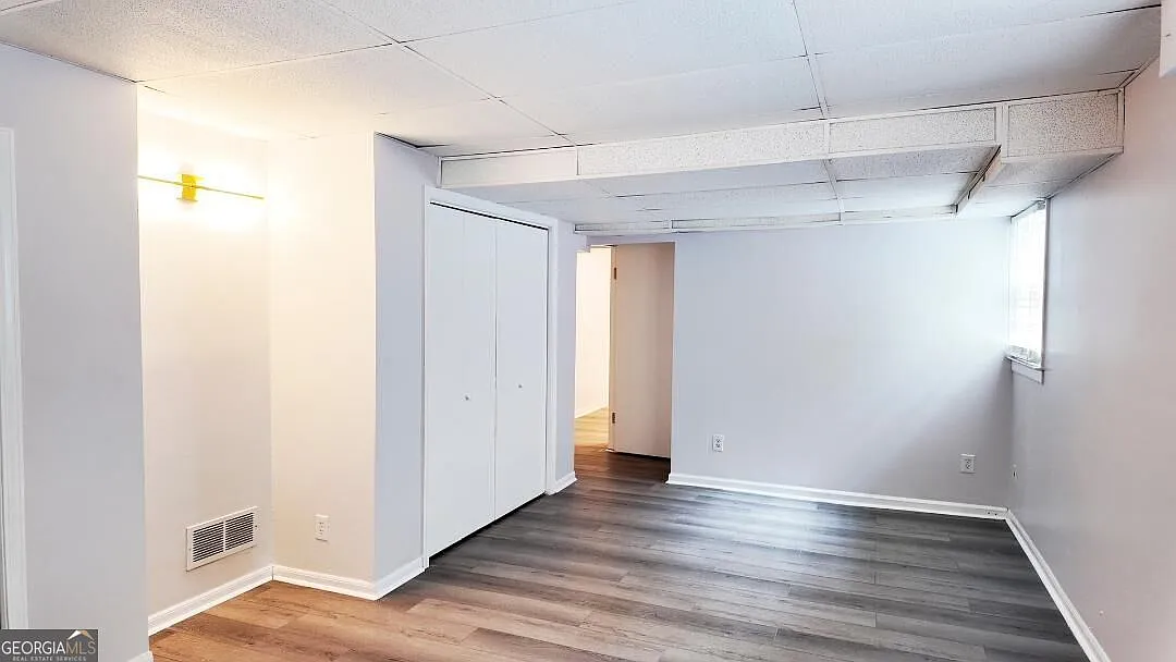 1425 Southland Vista Ct NE — Photo 4