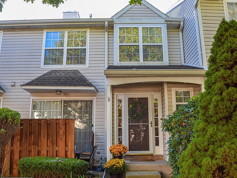 1st image of 7604 Spruce Ml #661