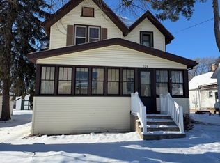 709 N Main St, Marion, WI 54950