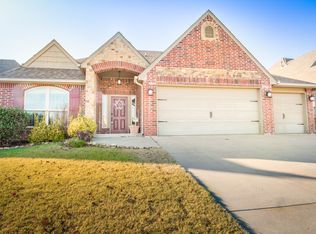 3308 S 16th St, Broken Arrow, OK 74012