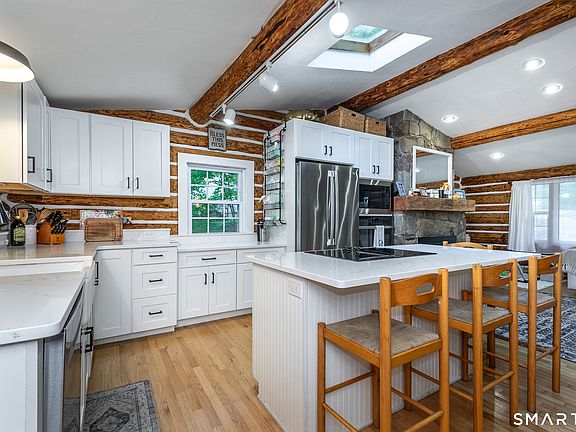 5th image of 118 Green Pond Road