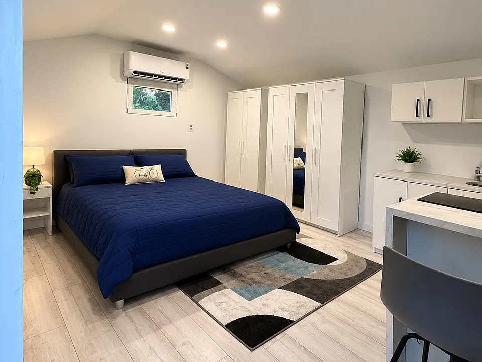 7480 Sunny Hills Ter