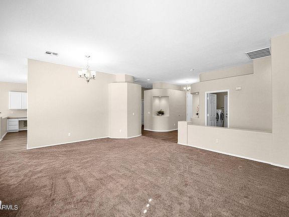 5th image of 3309 E ISABELLA Avenue