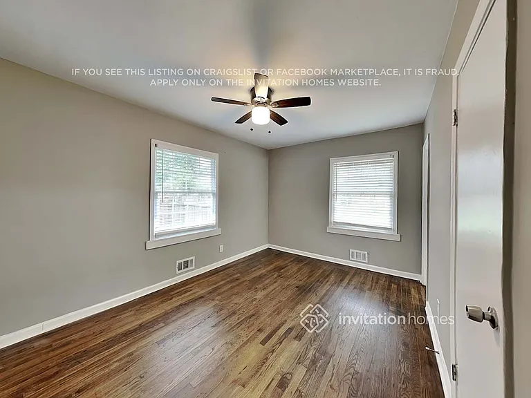 3450 Glenwood Rd — Photo 9
