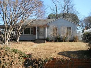 414 N 4th St, Smithfield, NC 27577