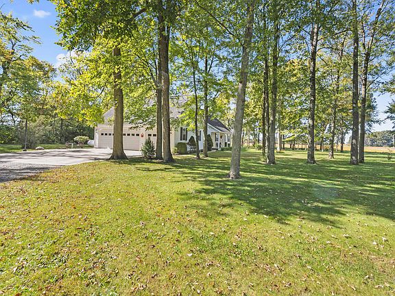 4th image of 26468 Goshen Rd