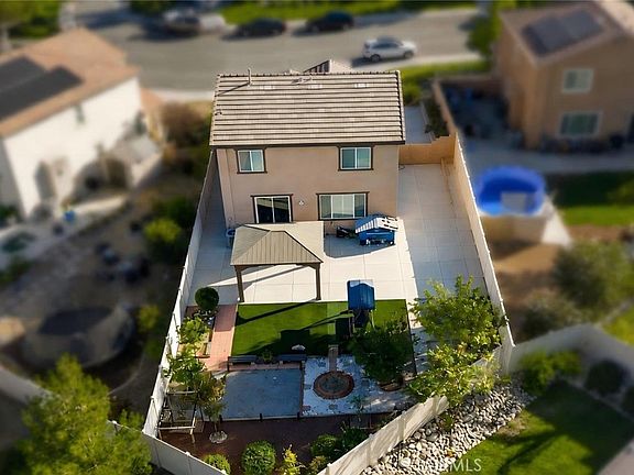 3rd image of 17687 Comfrey Dr