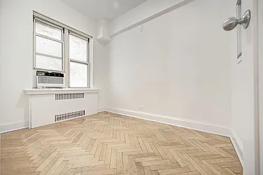 Rented by Urbane Brokerage