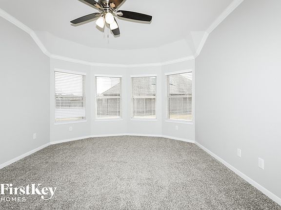 5th image of 9914 Stone Creek Ct