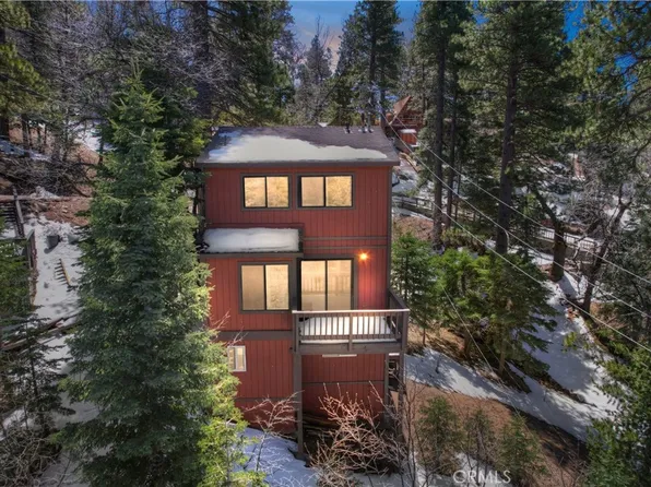 2740 Preston Dr, Running Springs, CA 92382