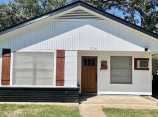 514 N San Marcos St, Seguin, TX 78155