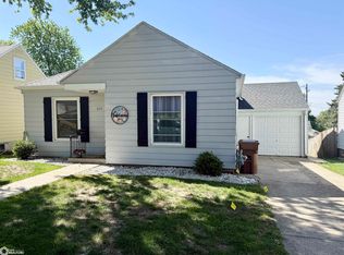 617 W 17th St, Carroll, IA 51401
