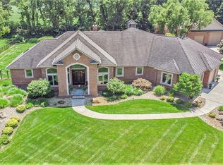 29596 Crystal Lake Ct, Elkhart, IN 46514