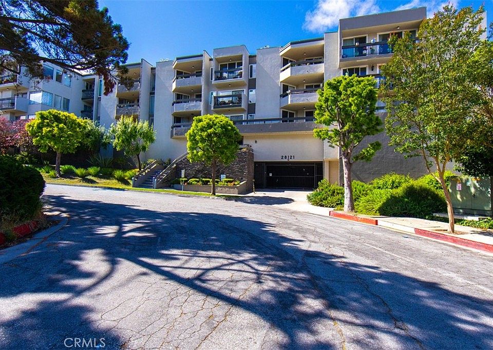 1st image of 28121 Highridge Rd APT 211