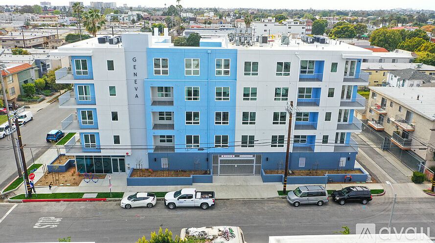 1st image of 3827 Frances Ave