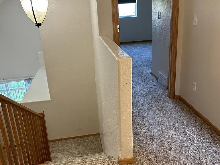 3240 E Capitol Ave — Photo 10