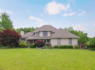 39193 Camelot Way, Avon, OH 44011