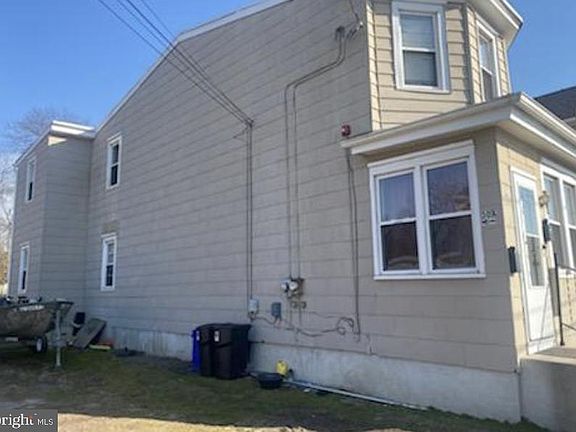 2nd image of 30 Temple Ave