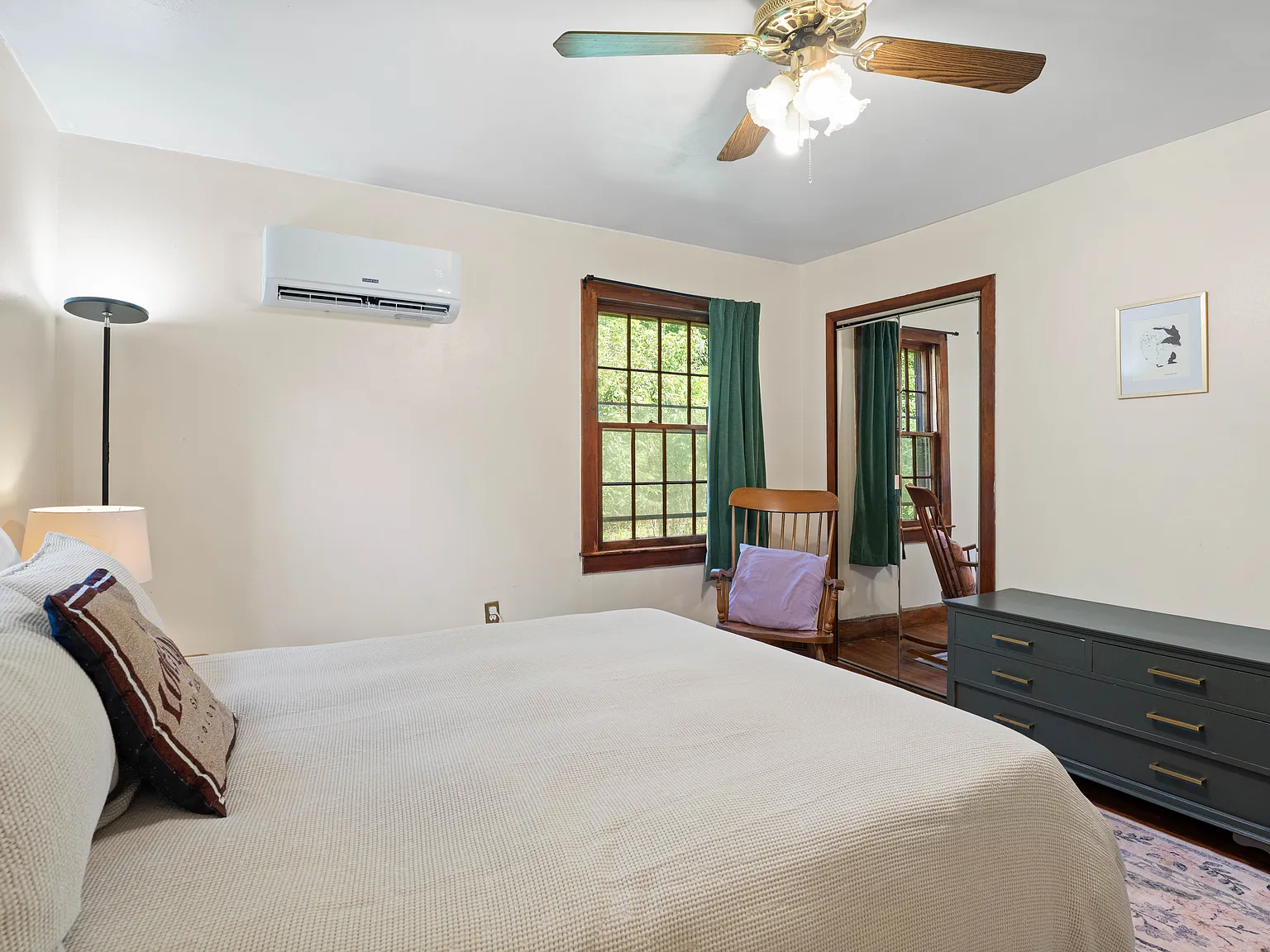 2 bed, $1,800 — Photo 4