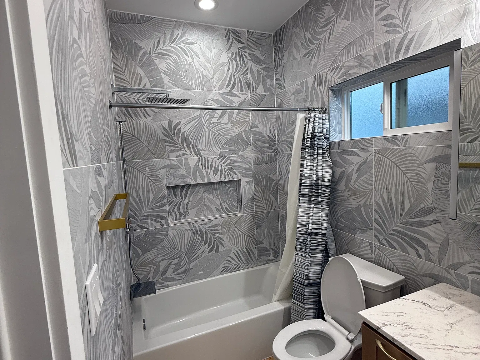 2 bed, 720 sqft, $2,800 — Photo 1