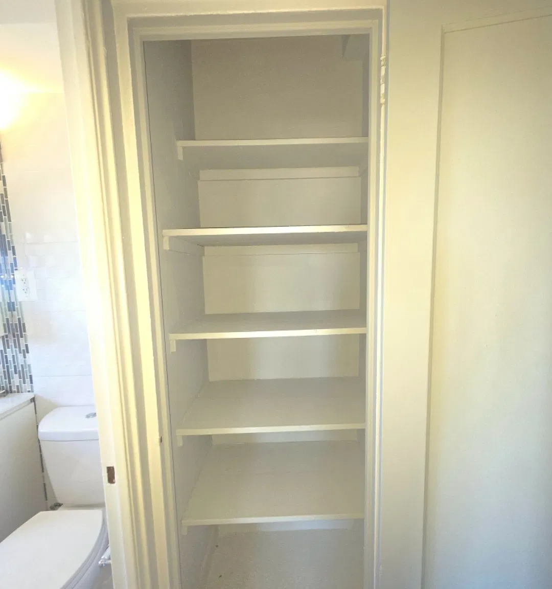 1 bed, 851 sqft, $2,355 — Photo 3